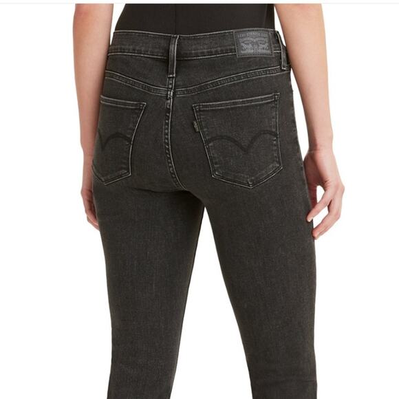 NEW Levi’s Jeans 311 Shaping Skinny Black Mid Rise Tummy Slimming Stretch 33 $70 - Picture 4 of 6